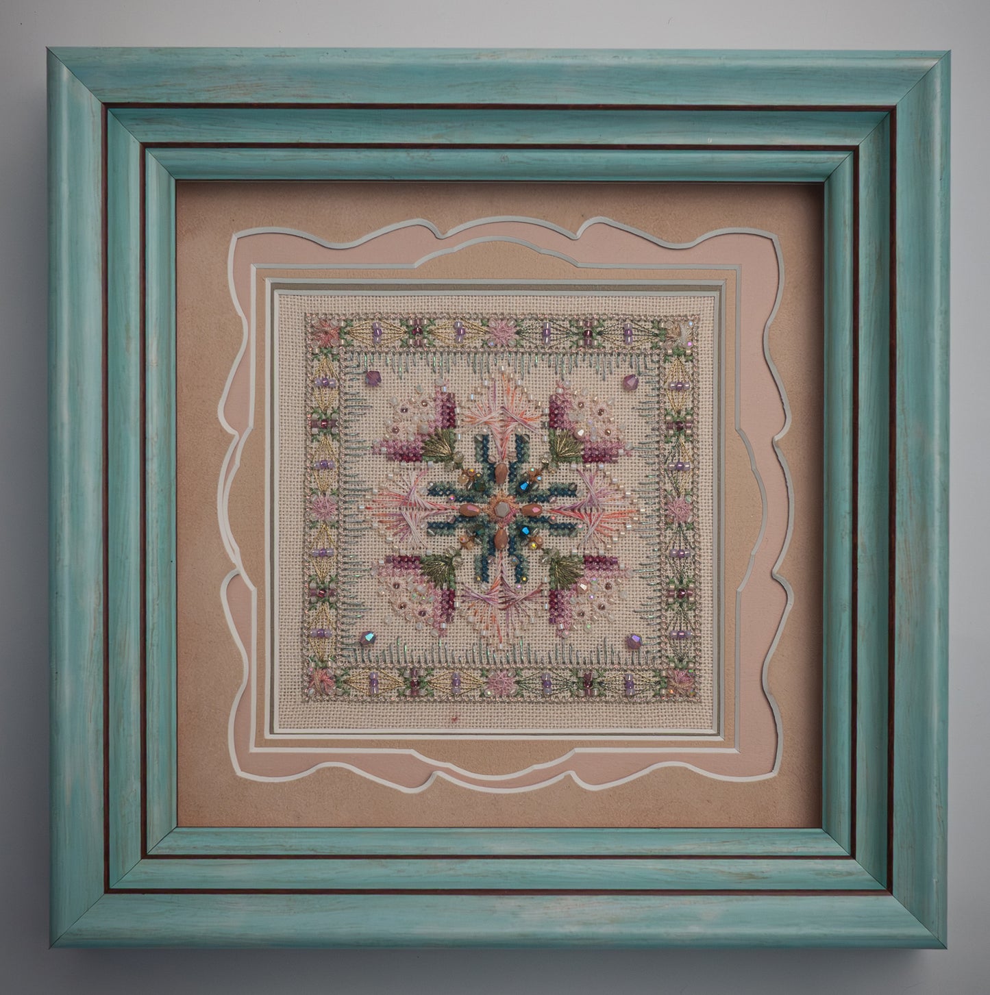 Dawn Iris – MINI