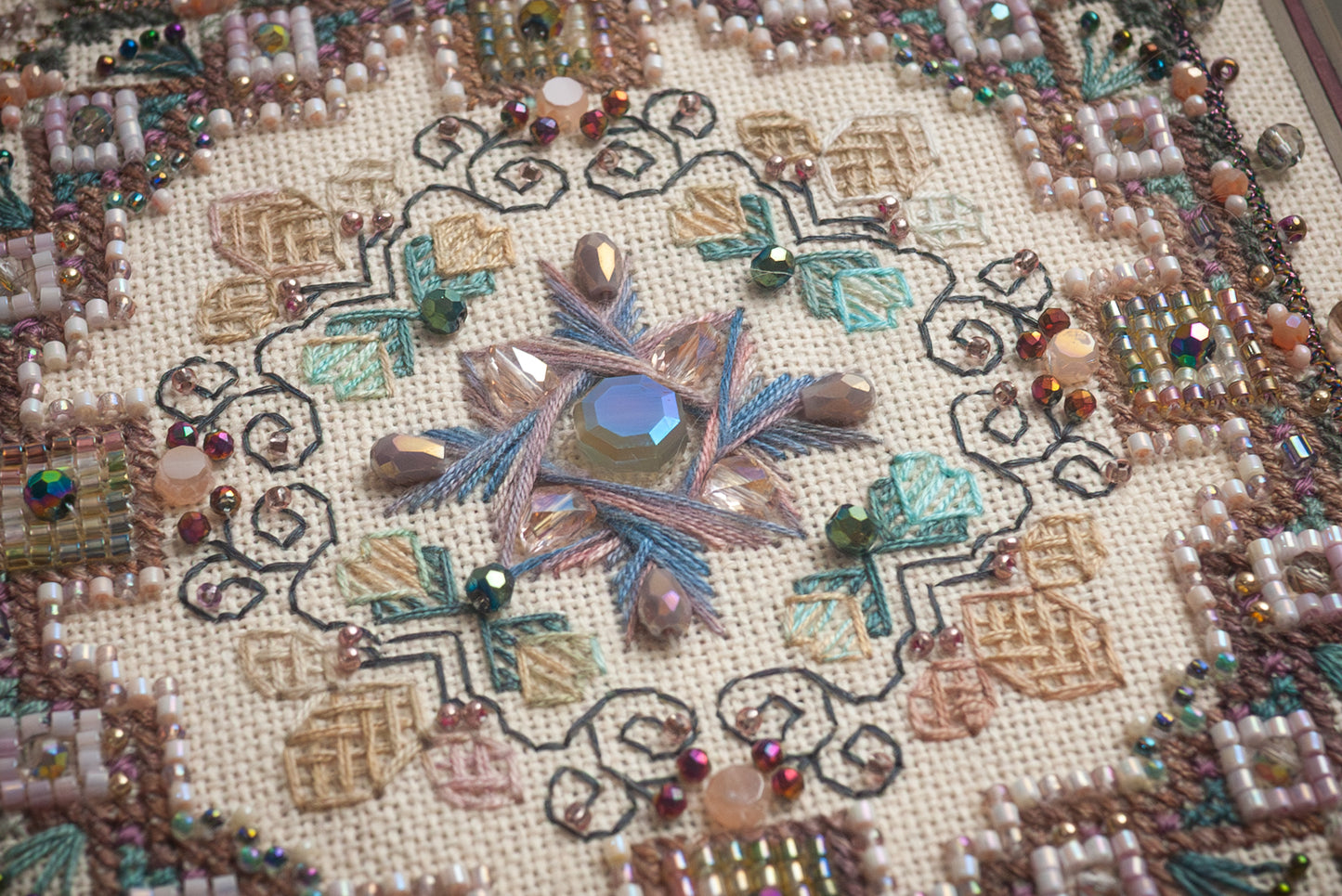 Gilded Bloom -MINI