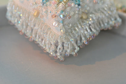 Cross-Stitch Needle Minder Kit