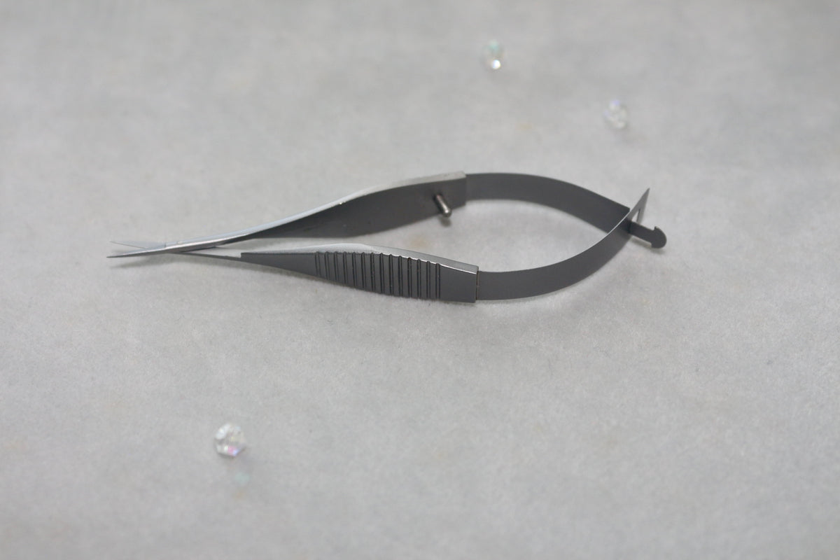 IMAKE Hole-Punch Scissors – Sewing & Cross Stitch Accessory