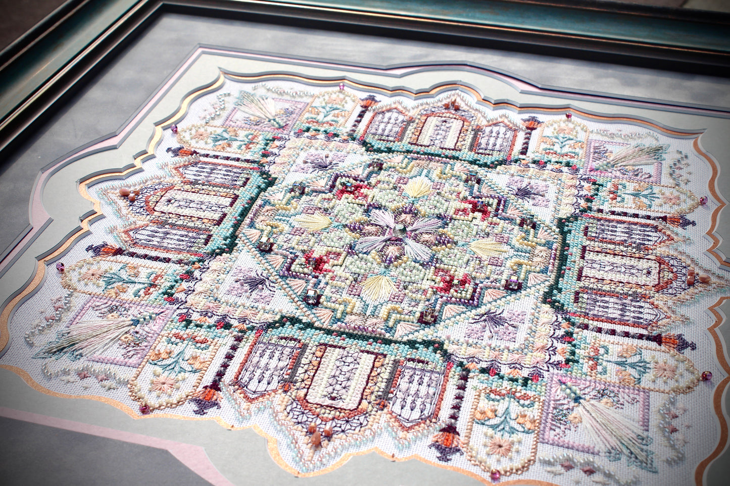 Cross Stitch & Beaded EmbroideryKit | Aster Courtyard｜Silk Threads｜Mother’s Day gift