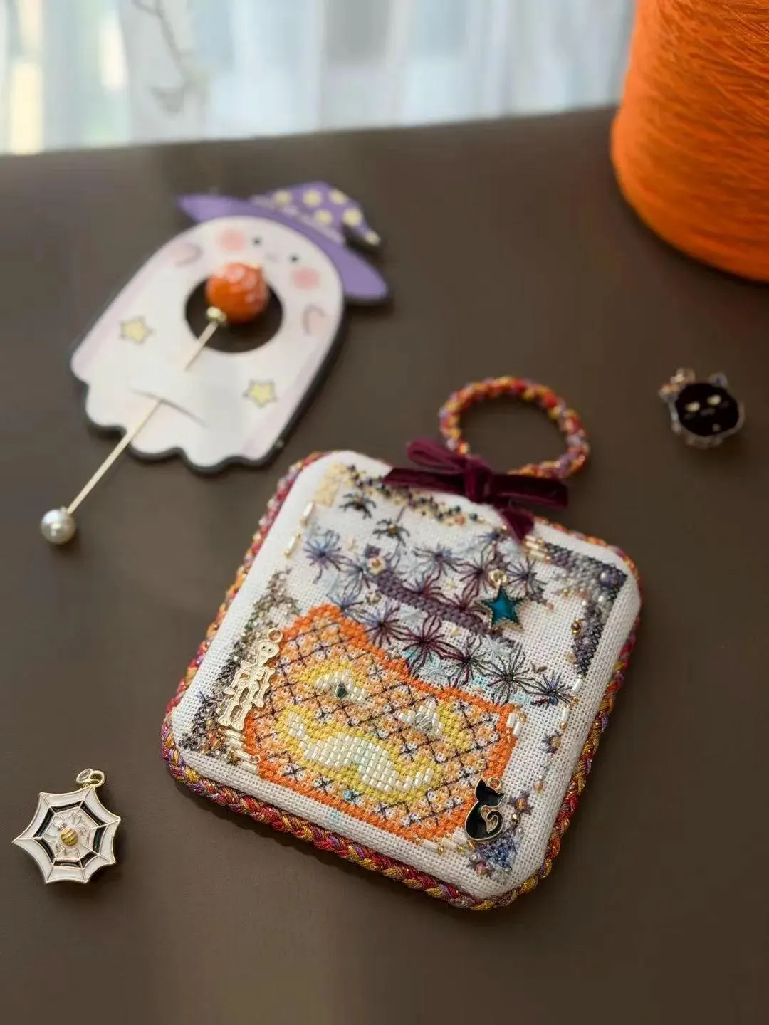 🎃 Golden Pumpkin Shadow – Halloween Cross Stitch Kit | Beginner Friendly DIY Kit