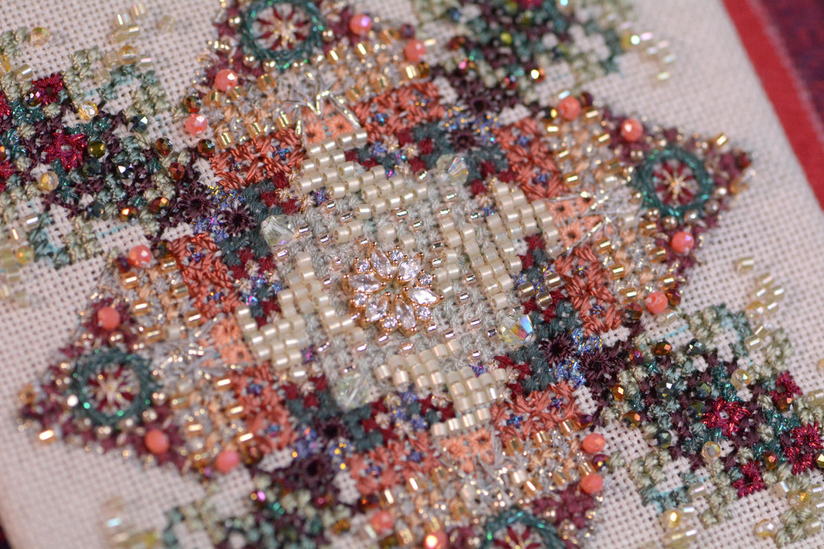 Christmas Cross Stitch Kit – DIY Gifts (2 Kits + Free Scarf & Hat 🎁)
