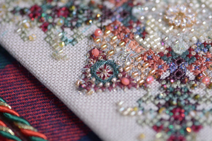 Christmas Cross Stitch Kit – DIY Gifts (2 Kits + Free Scarf & Hat 🎁)