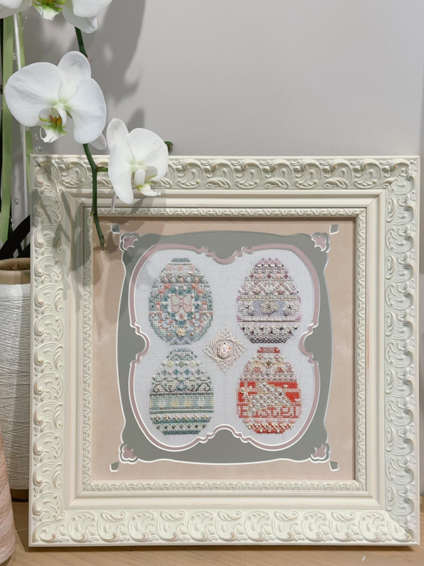 4-in-1 Easter Egg Embroidery Kit